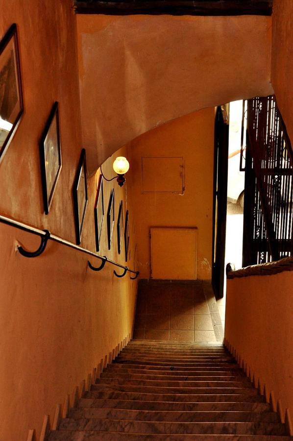 Готель Cagliari Novecento Екстер'єр фото